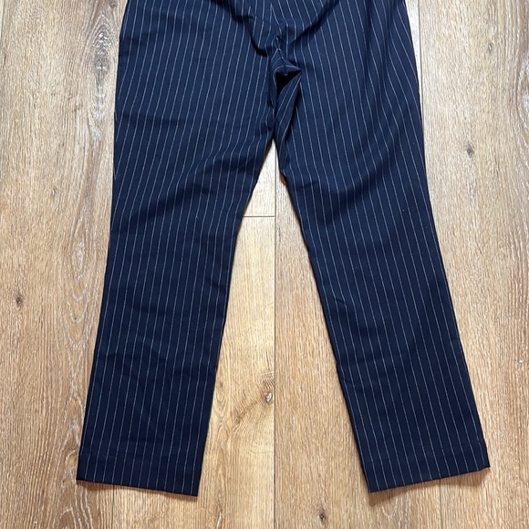 Good American Navy Pinstripe Exec Pant Size 4/27 - Picture 8 of 10